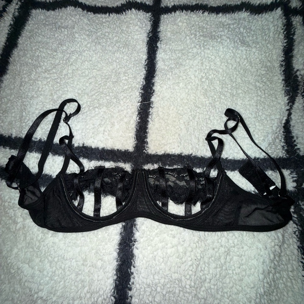 Victoria's Secret Black Sheer Lace Underwire Bra with Cutout Detailing